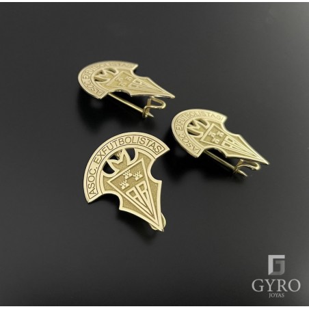 Alfiler escudo oro